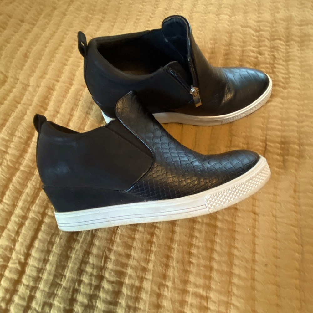 Women’s Black Slip-On Wedge Sneaker